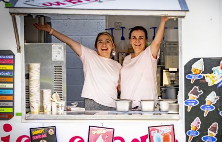 Card Listing - Mobile Food Vendor