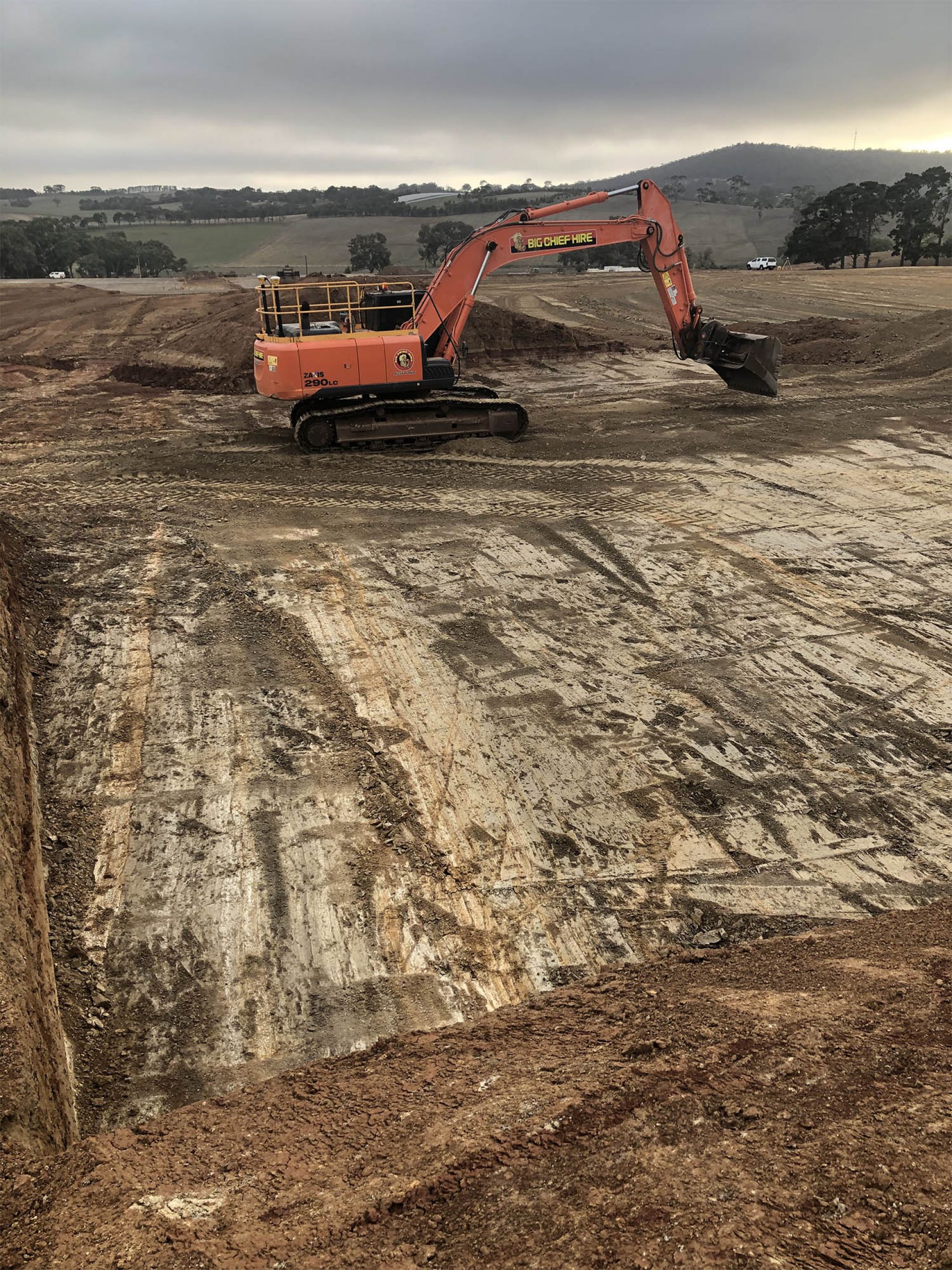 RSH 28 tonne excavator at work on the Aussie rules-cricket building March 2020