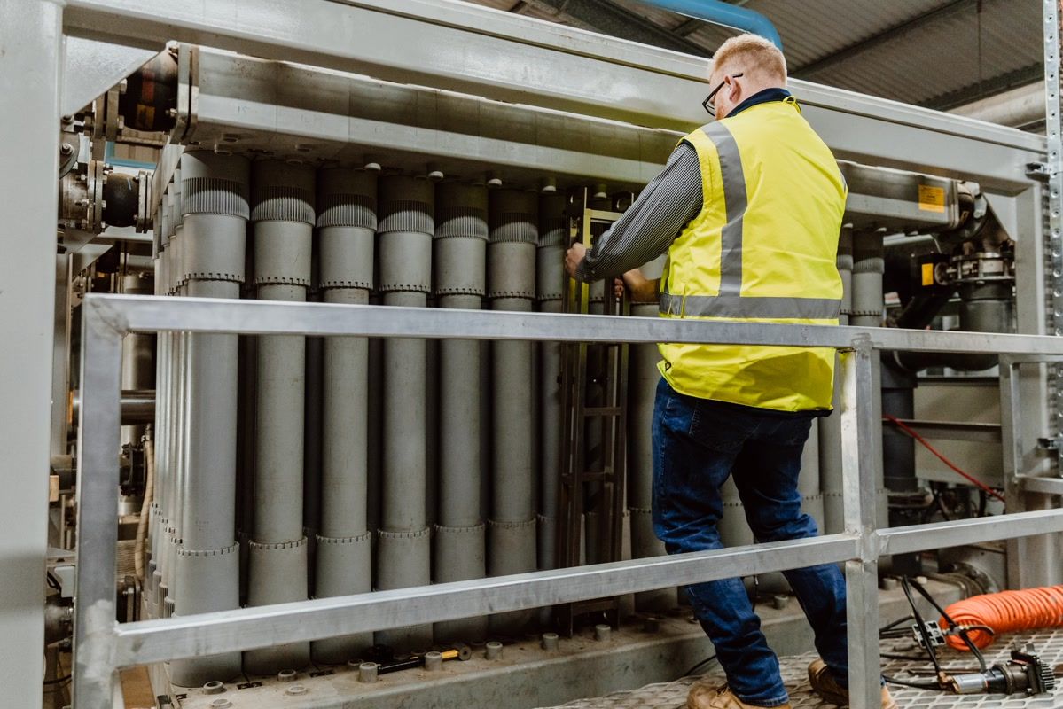 Wastewater checking pipes